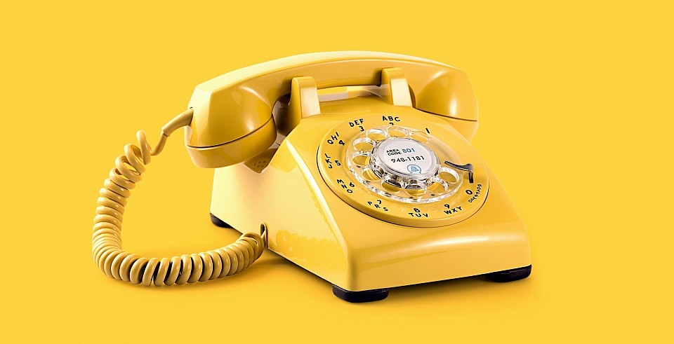 Téléphone jaune
